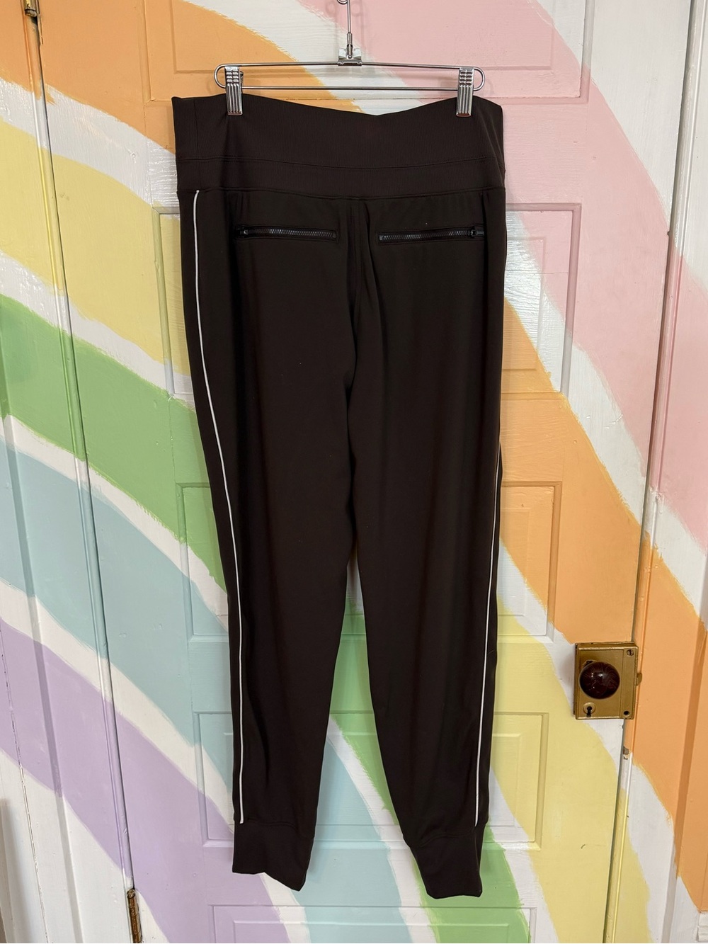 Athleta Venice High Rise Track Stripe Joggers Chocolate Brown Athleisure Sz L ๐๐ - Picture 8 of 9